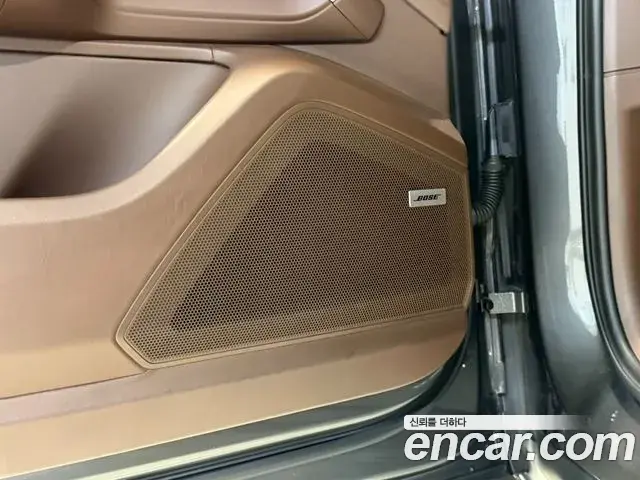 Porsche Cayenne 2020 — Фото 12/20