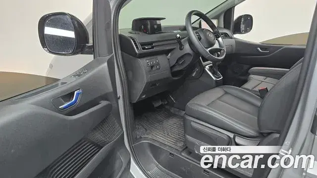 Hyundai Staria 2024 — Фото 9/20
