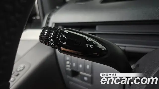 Hyundai Staria 2024 — Фото 17/20