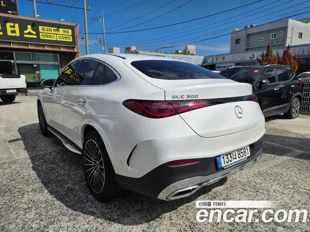 Mercedes-Benz GLC-Class 2024 — Фото 2/17