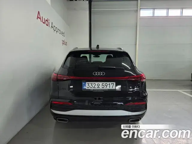 Audi Q5 2025 — Фото 4/18