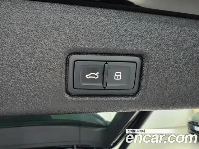 Audi Q5 2025 — Фото 12/18
