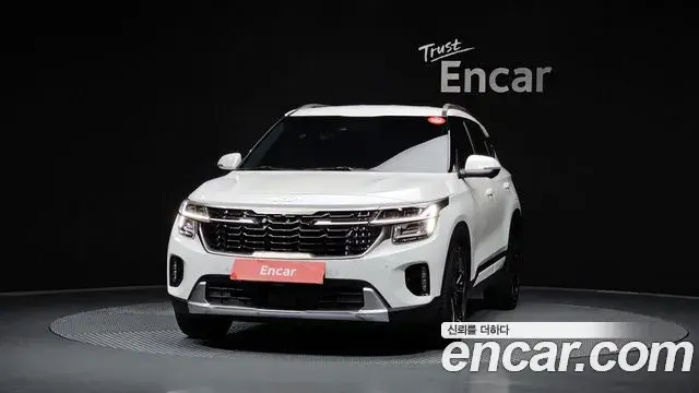 Kia Seltos 2022 — ფოტო 25/34