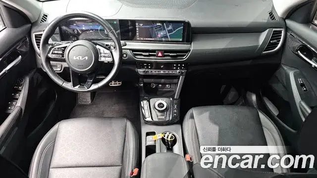 Kia Seltos 2022 — ფოტო 10/34