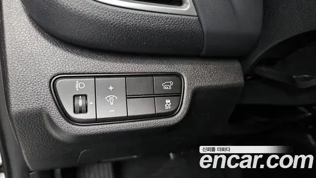 Kia Seltos 2022 — ფოტო 34/34