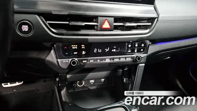 Kia Seltos 2022 — ფოტო 19/34
