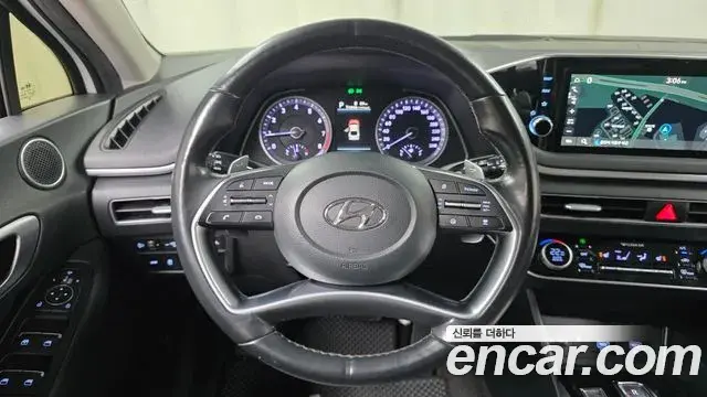 Hyundai Sonata 2021 — Фото 13/20