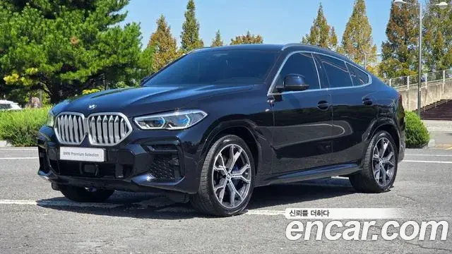 BMW X6 2023 — Фото 10/20