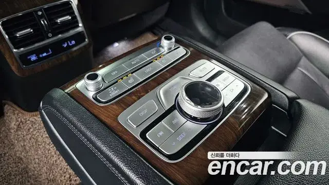 Kia The K9 2018 — Şəkil 27/30