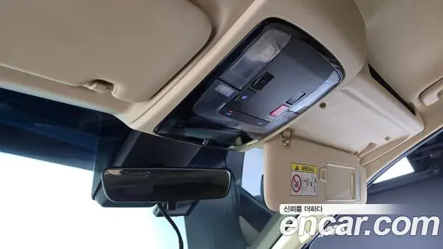 Hyundai Staria 2022 — Фото 14/20