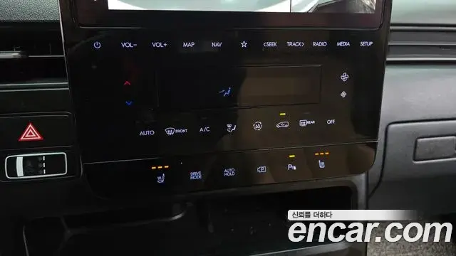 Hyundai Staria 2022 — Фото 18/20
