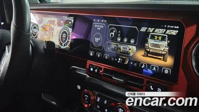 Jeep Wrangler 2019 — Фото 12/20