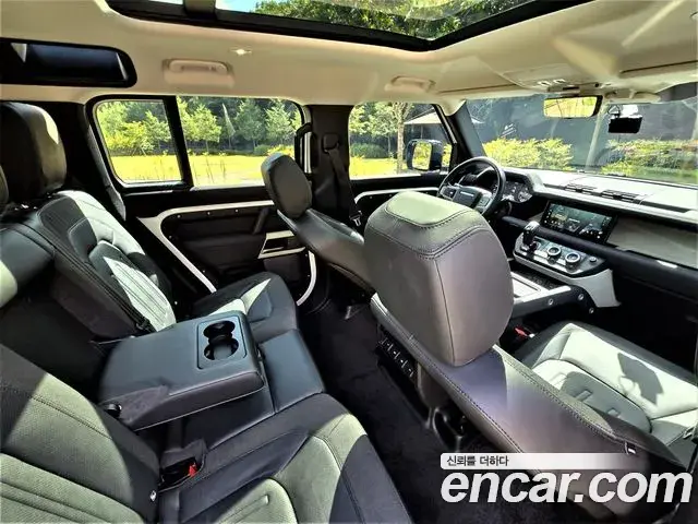 Land Rover Defender 2020 — Фото 5/20