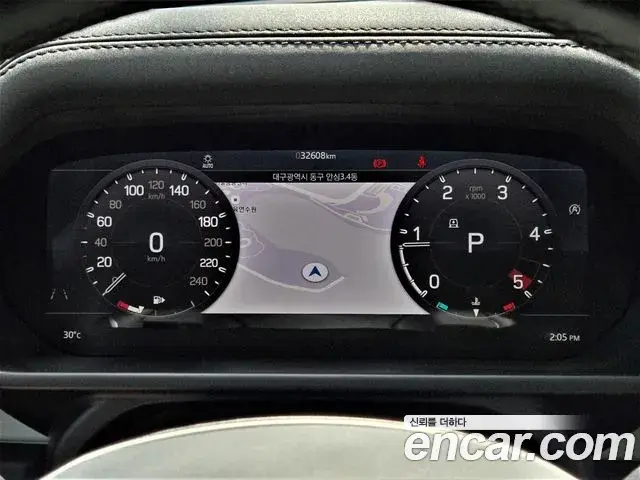 Land Rover Defender 2020 — Фото 9/20