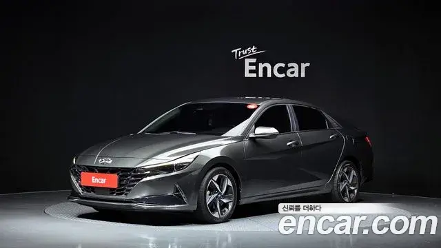 Hyundai Avante 2020 — Фото 1/20