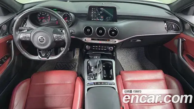 Kia Stinger 2020 — Фото 7/20
