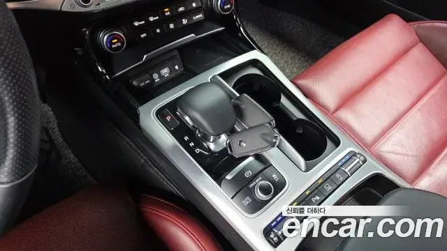 Kia Stinger 2020 — Фото 9/20