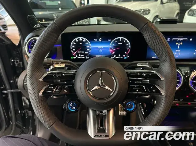 Mercedes-Benz A-Class 2026 — Фото 13/20