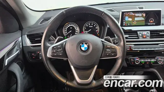 BMW X1 2021 — Фото 14/20