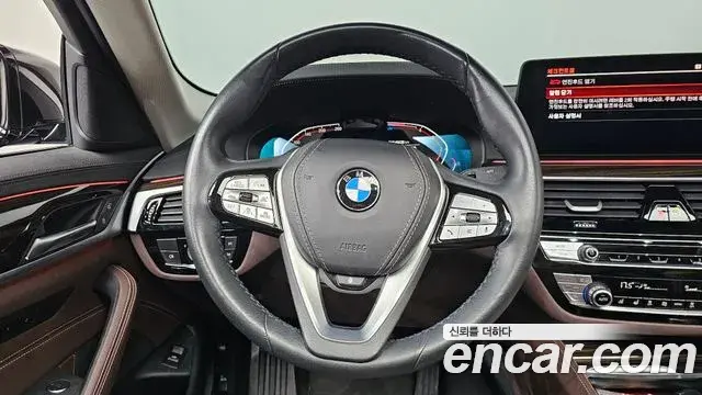 BMW 5 Series 2023 — Фото 13/20