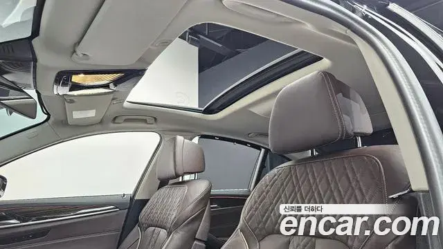 BMW 5 Series 2023 — Фото 19/20