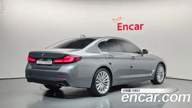 BMW 5 Series 2023 — Фото 2/20