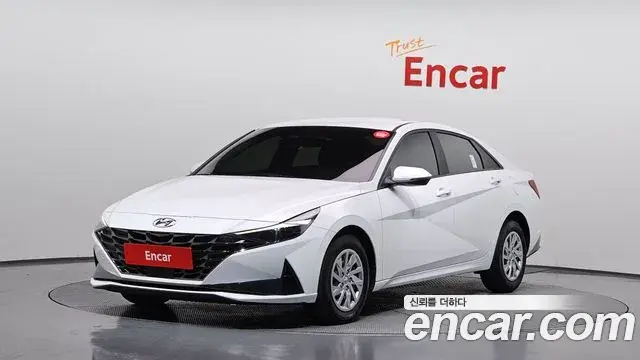 Hyundai Avante 2022 — Фото 1/20
