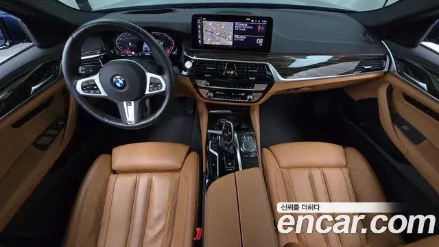 BMW 5 Series 2020 — Фото 7/20