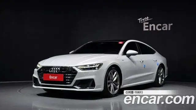 Audi A7 2020 — Фото 1/20