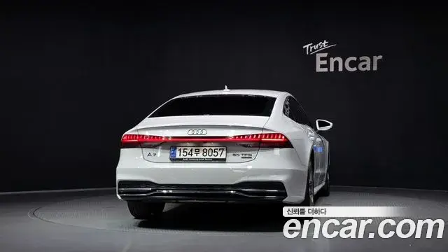 Audi A7 2020 — Фото 4/20
