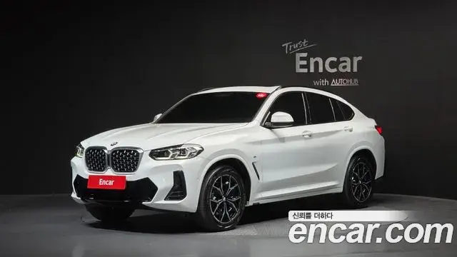 BMW X4 2022 — Фото 1/20