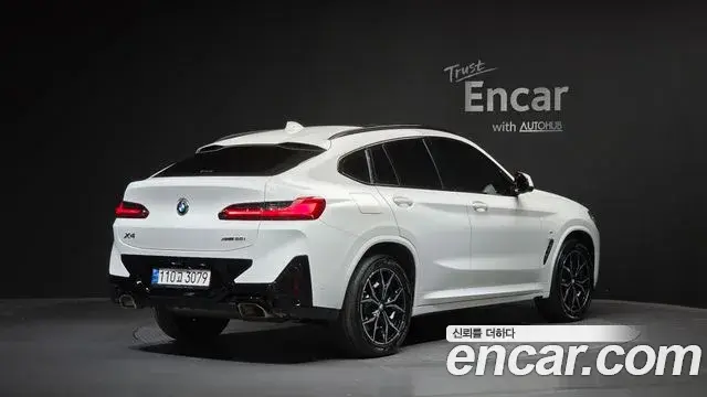 BMW X4 2022 — Фото 2/20