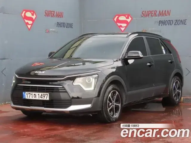 Kia Niro 2022 — Фото 10/20