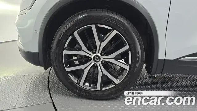 Renault Samsung QM6 2021 — ფოტო 8/31