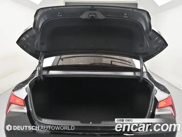 Hyundai Avante 2020 — Фото 19/20