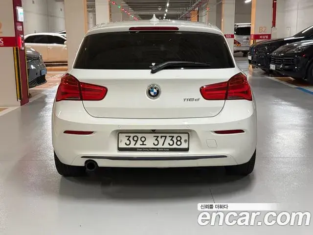 BMW 1 Series 2018 — Фото 4/13