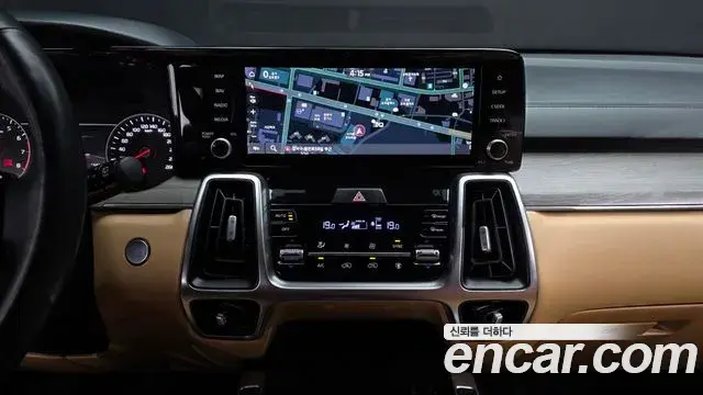 Kia Sorento 2021 — Фото 13/20