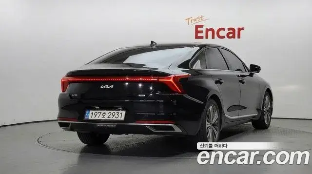 Kia K8 2022 — Şəkil 16/34