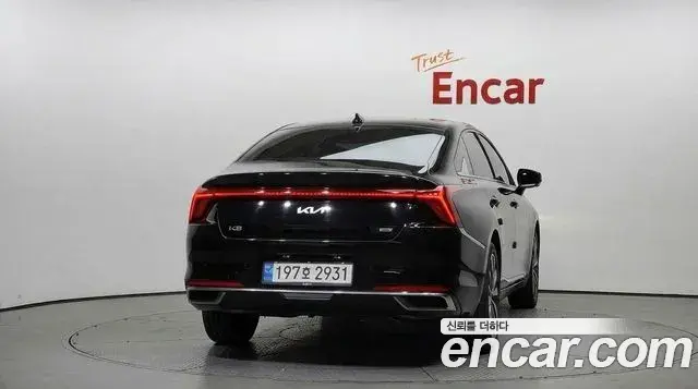 Kia K8 2022 — Şəkil 32/34
