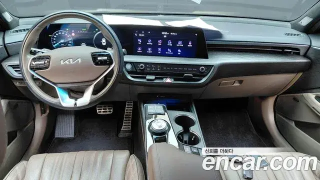 Kia K8 2022 — Şəkil 29/34