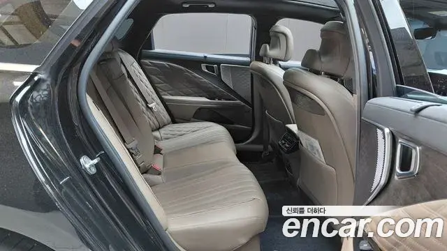 Kia K8 2022 — Şəkil 9/34