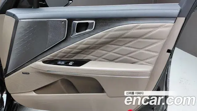 Kia K8 2022 — Şəkil 2/34