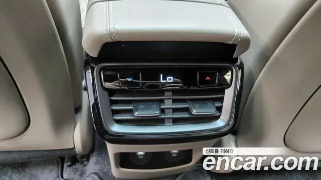 Kia K8 2022 — Şəkil 12/34