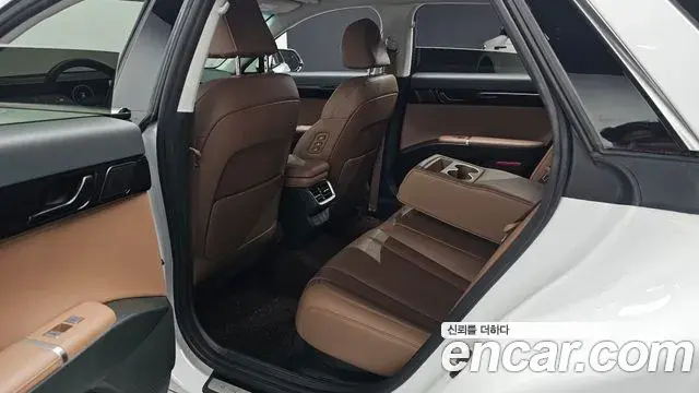 Hyundai Grandeur 2023 — Фото 12/20