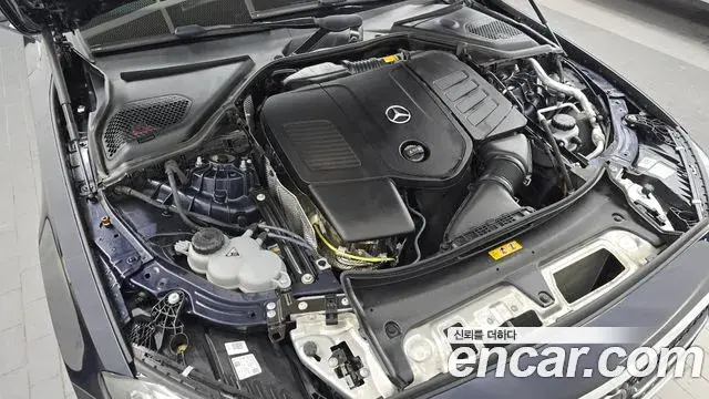 Mercedes-Benz E-Class 2024 — Фото 6/20
