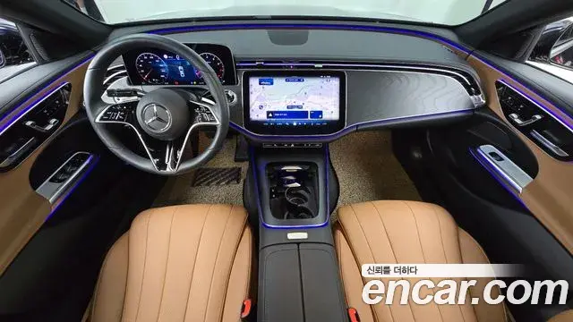 Mercedes-Benz E-Class 2024 — Фото 7/20