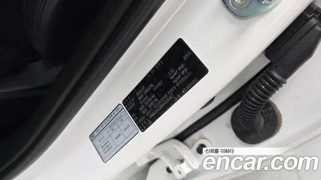 Kia K5 2022 — ფოტო 16/35