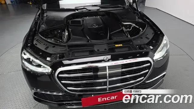 Mercedes-Benz S-Class 2021 — ფოტო 4/20