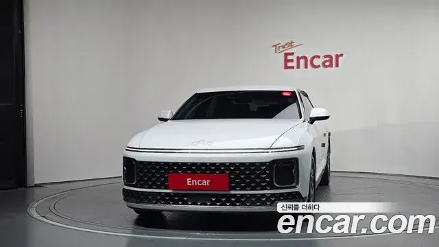 Hyundai Grandeur 2023 — Фото 2/18