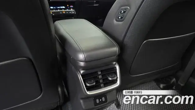 Hyundai Grandeur 2023 — Фото 16/18